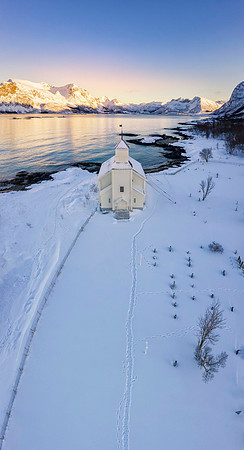 GIMSOY CHURCH SUNSET