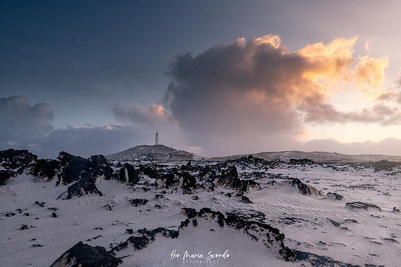 REYKJANES LIGHTHOUSE SUNRISE