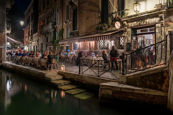 VENETIAN NIGHT